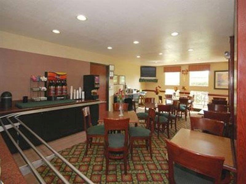Comfort Inn & Suites Love Field - Dallas Market Center Ресторан фото