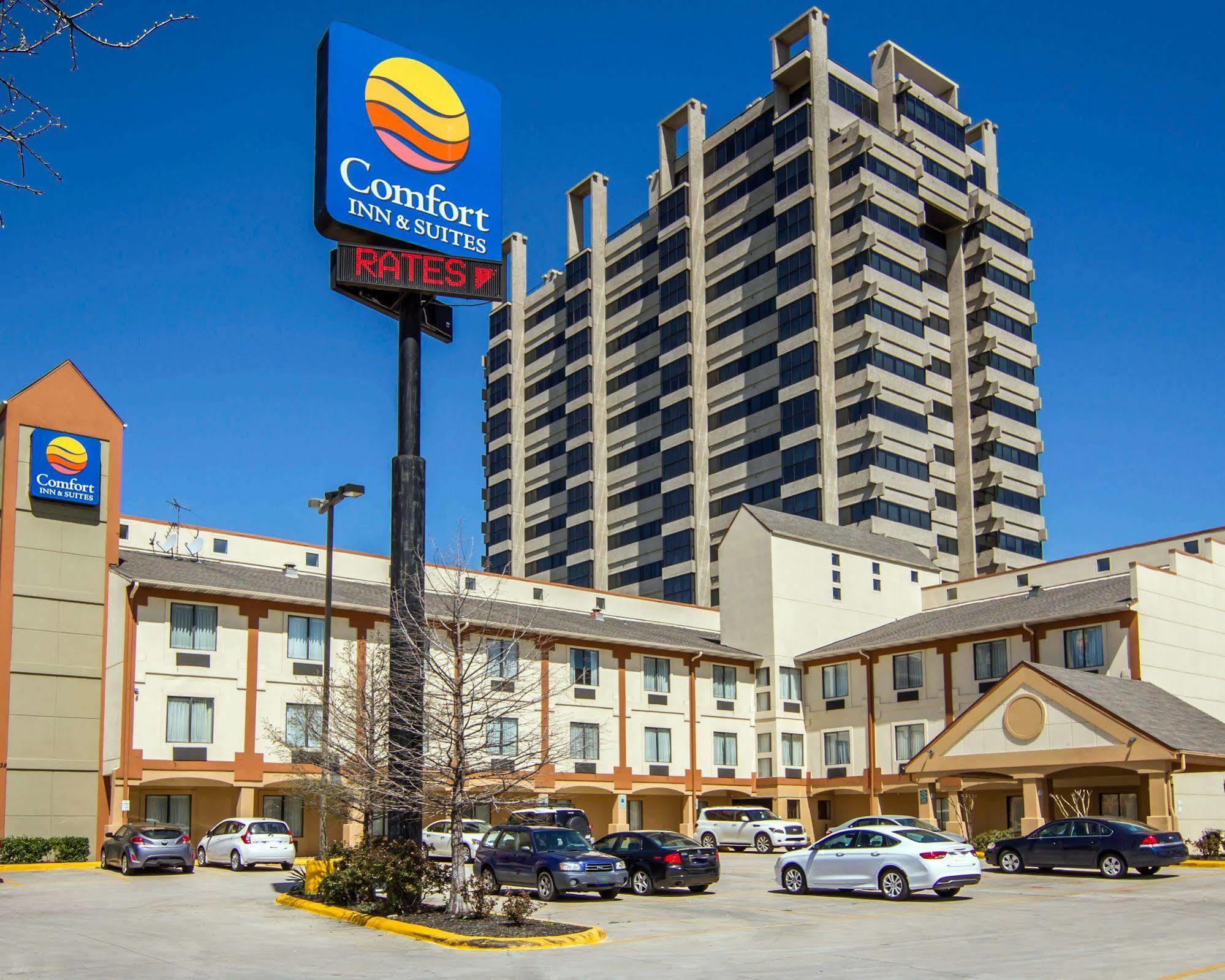 Comfort Inn & Suites Love Field - Dallas Market Center Экстерьер фото